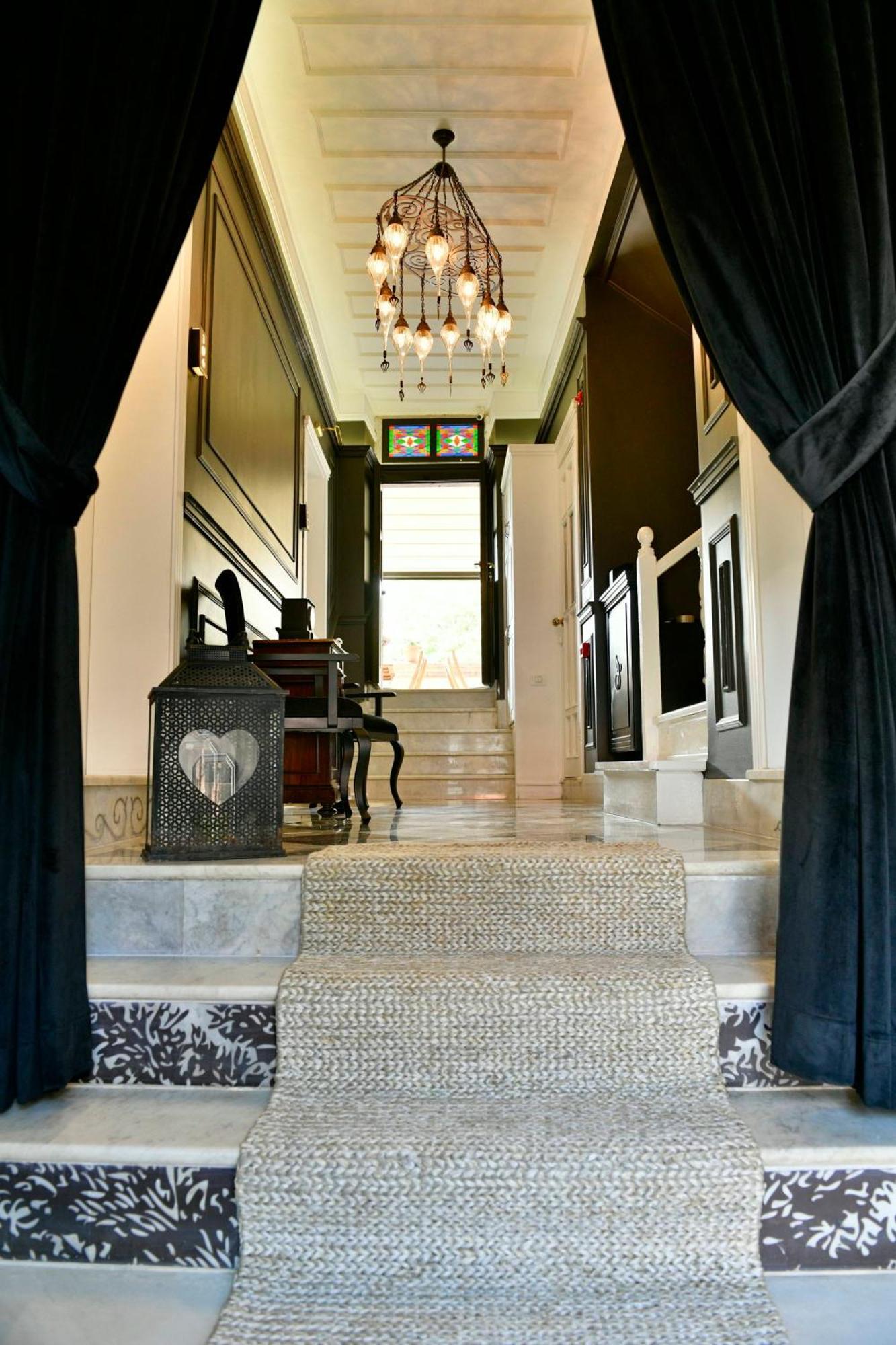 Siyah Lale Cunda 1841 (Adults Only) Hotel Ayvalik Ngoại thất bức ảnh