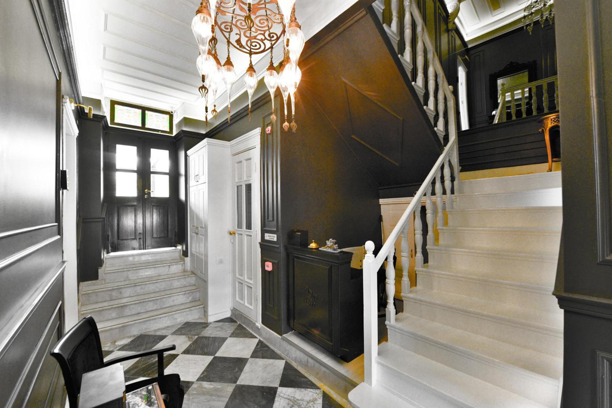 Siyah Lale Cunda 1841 (Adults Only) Hotel Ayvalik Ngoại thất bức ảnh
