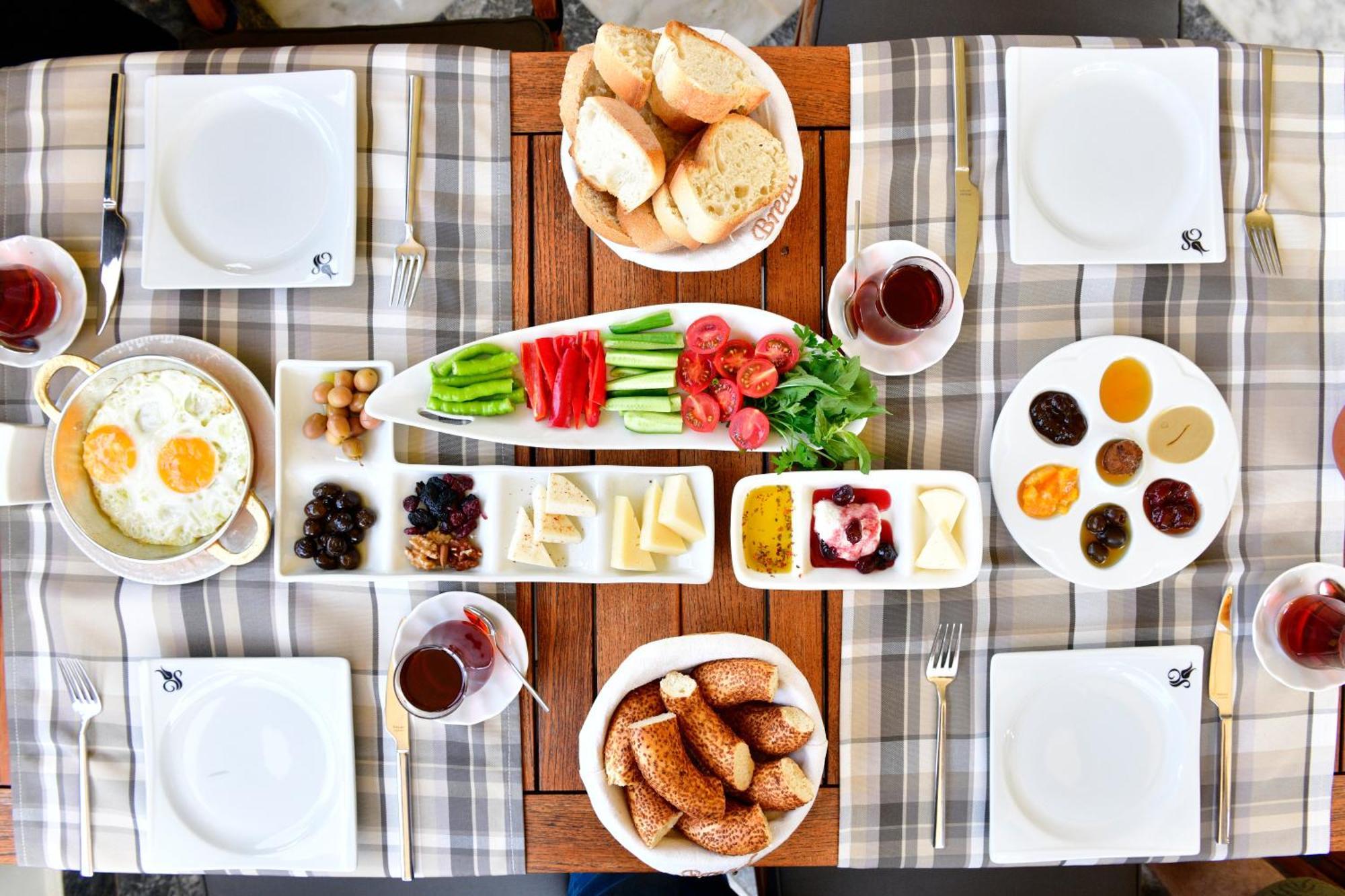 Siyah Lale Cunda 1841 (Adults Only) Hotel Ayvalik Ngoại thất bức ảnh