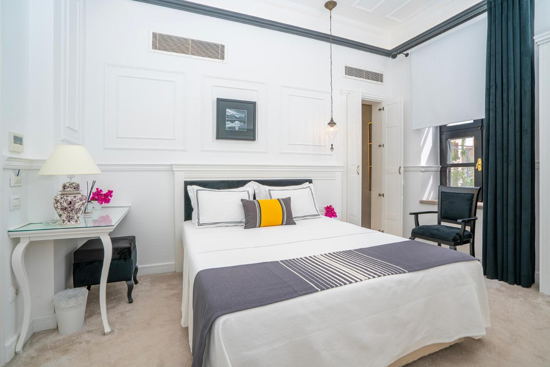 Siyah Lale Cunda 1841 (Adults Only) Hotel Ayvalik Ngoại thất bức ảnh