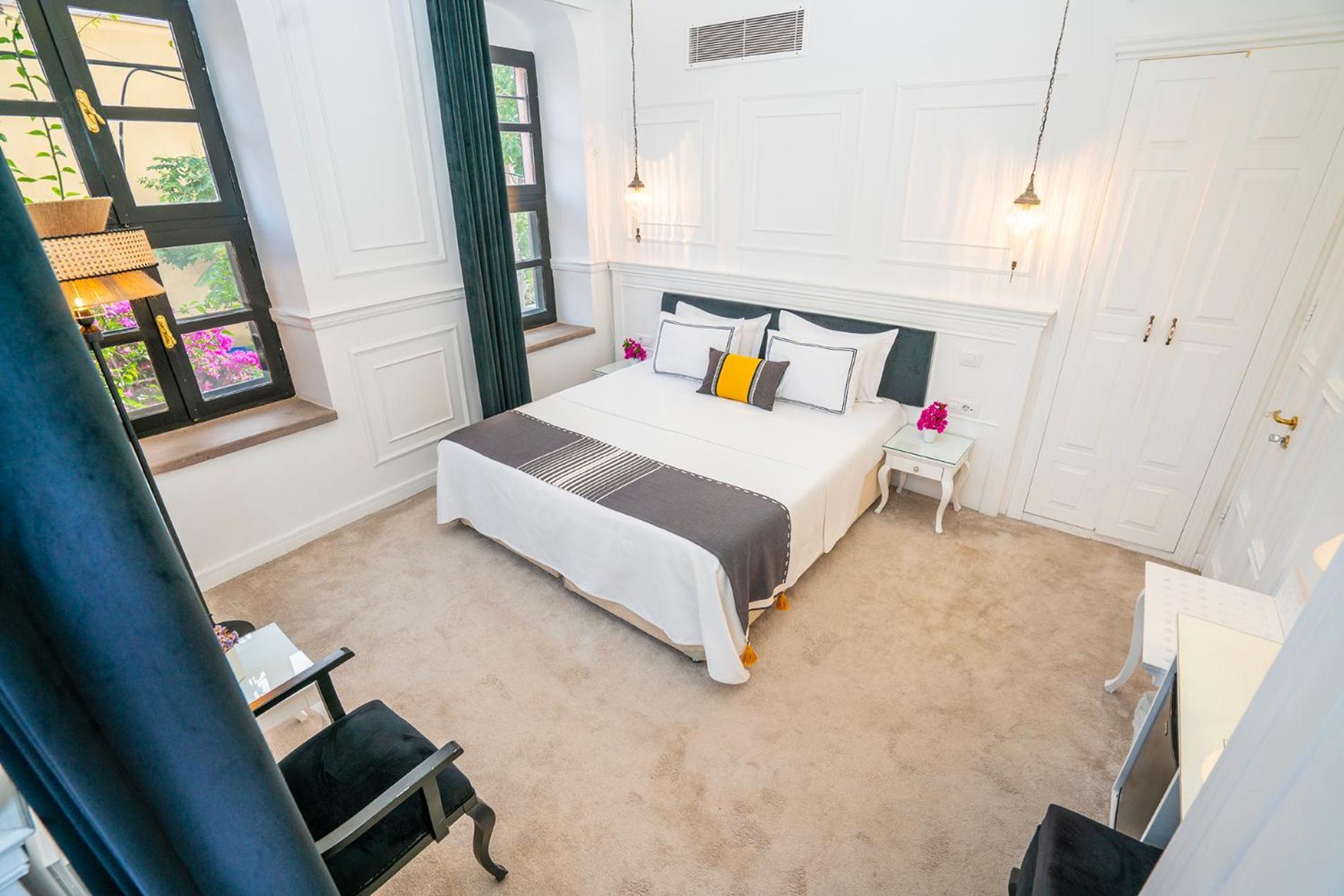 Siyah Lale Cunda 1841 (Adults Only) Hotel Ayvalik Ngoại thất bức ảnh