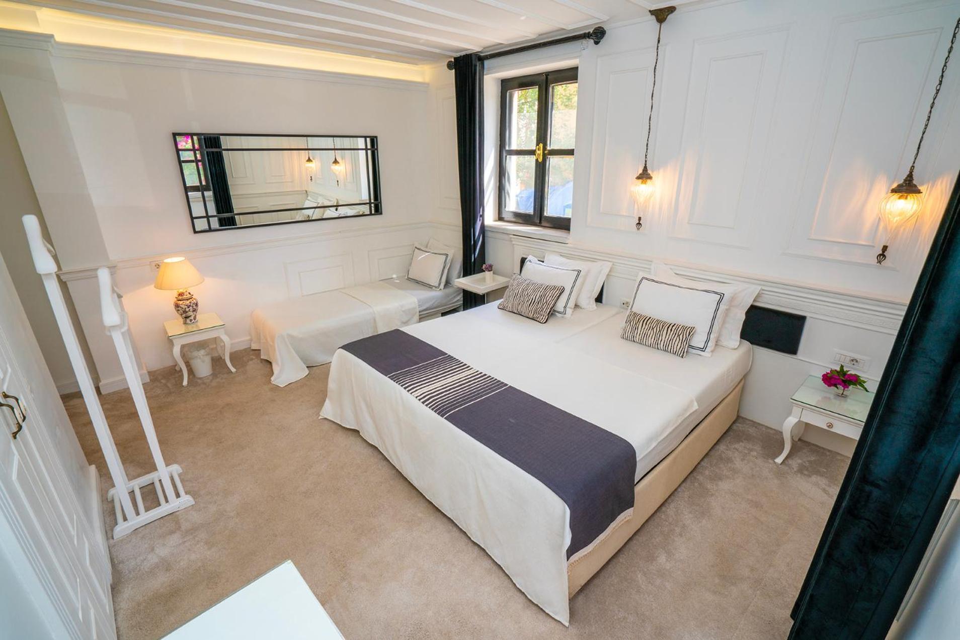 Siyah Lale Cunda 1841 (Adults Only) Hotel Ayvalik Ngoại thất bức ảnh