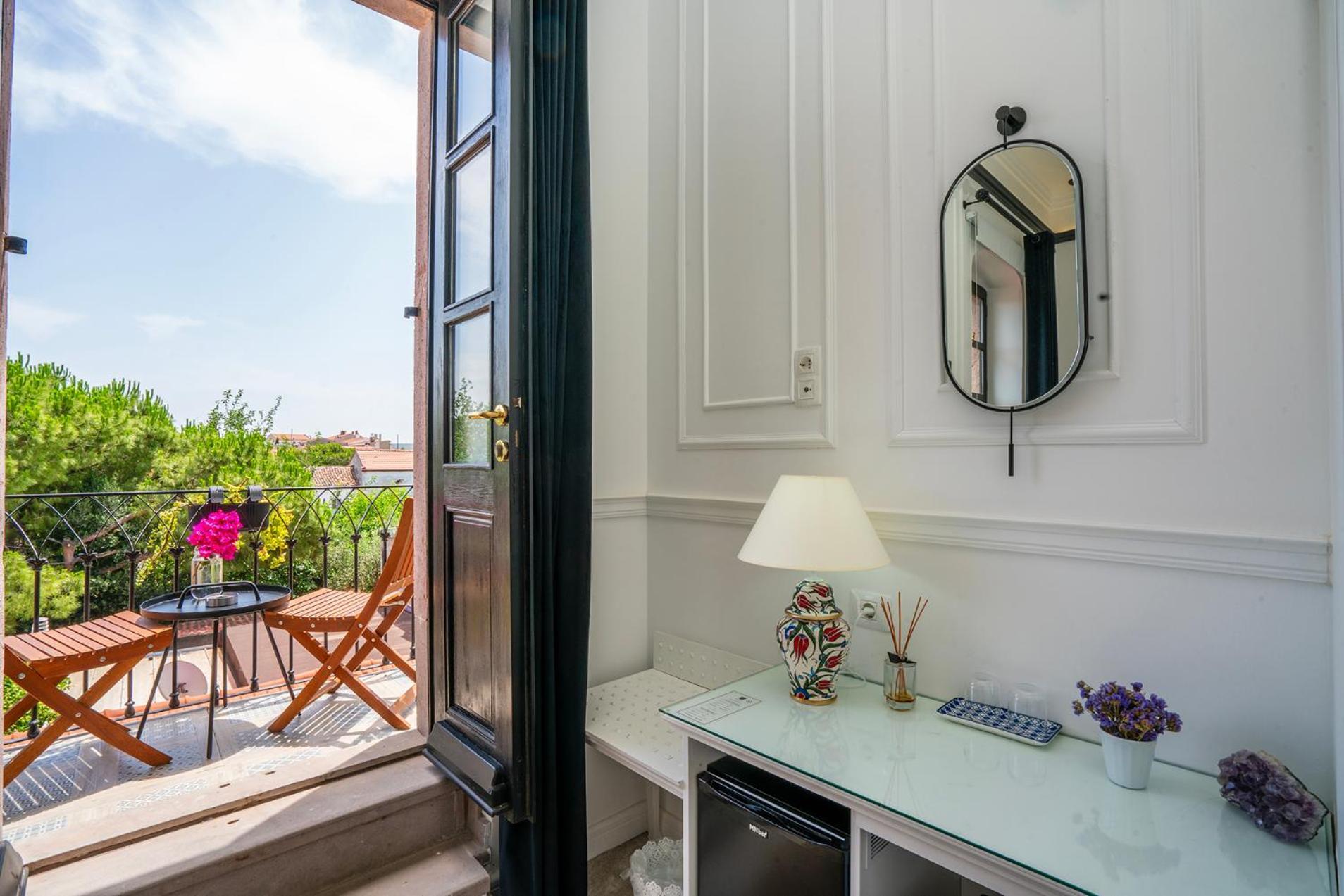 Siyah Lale Cunda 1841 (Adults Only) Hotel Ayvalik Ngoại thất bức ảnh