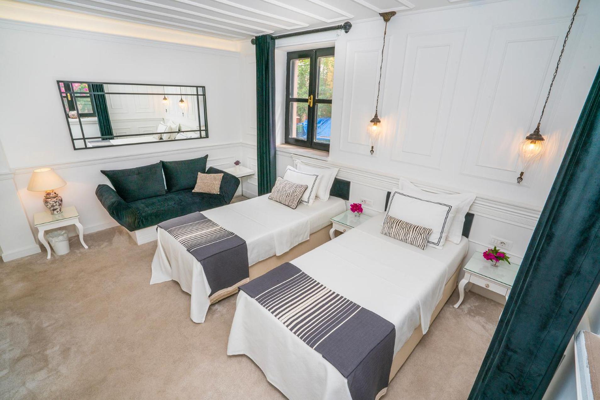Siyah Lale Cunda 1841 (Adults Only) Hotel Ayvalik Ngoại thất bức ảnh